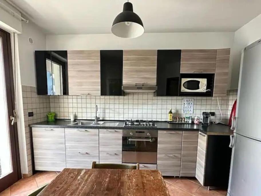 Casa Alpi 44 - Two Bedroom Flat With Huge Balcony Pescara Dış mekan fotoğraf